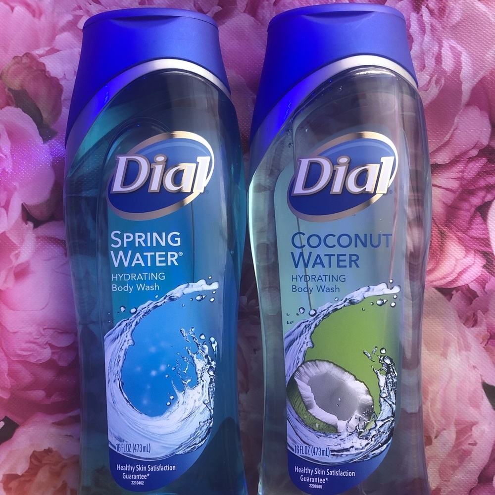 SOLD 🌸 Dial Body Wash 16oz